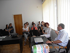 Organizarea de conferinte, activitati practice si informari in cadrul laboratoarelor demonstrative II_9
